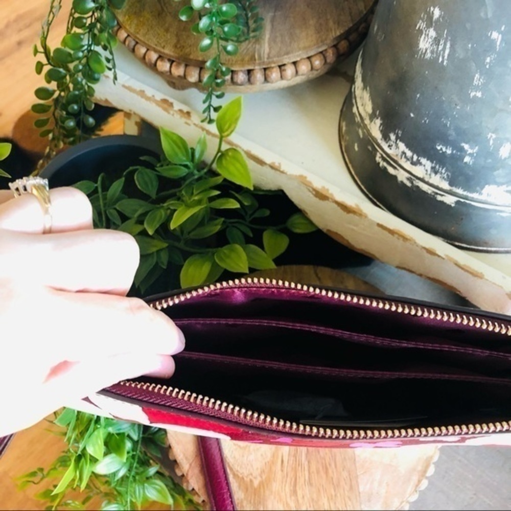 Kate Spade Floral Triple Gusset Leather Crossbody Bag Forest Flower Print NWT - Picture 6 of 6